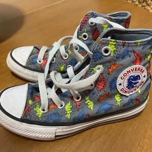 Converse dinosaur shoes